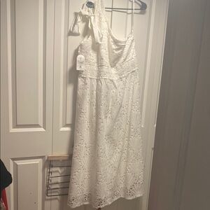 Arula Elegant White Lace Dress